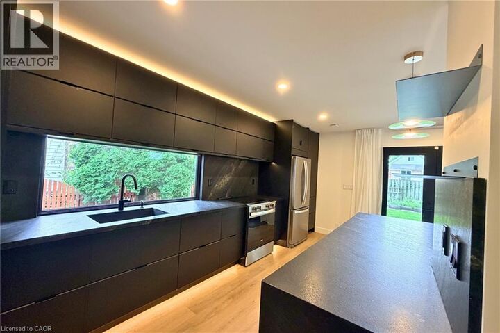 Property Photo:  42 Strathcona Avenue  ON N3S 1T5 