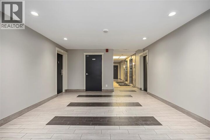 Property Photo:  10 Derby Lane 306  ON N7T 4S4 