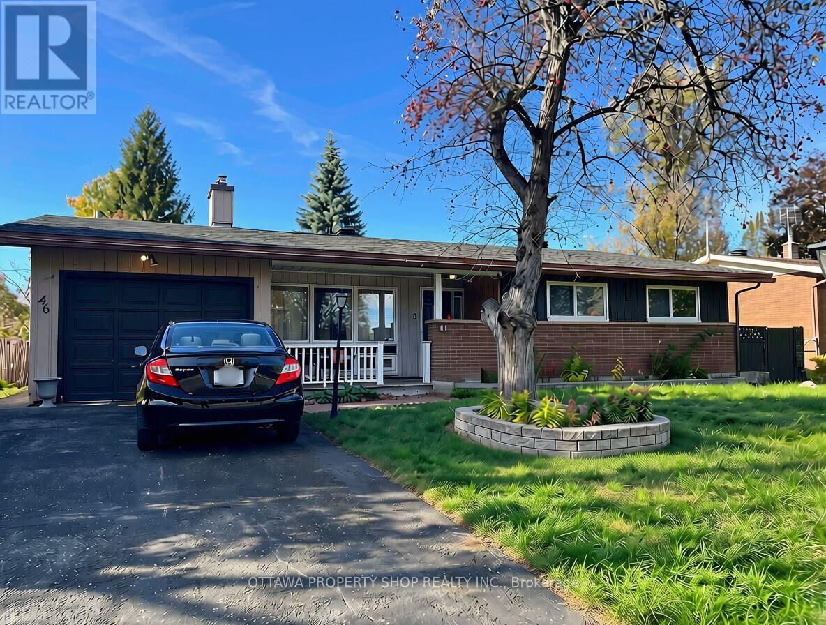 Property Photo:  46 Bedale Drive  ON K2H 5M1 