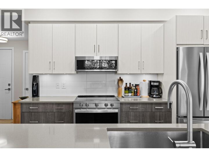 Photo de la propriété:  2301 Carrington Road 307  BC V4T 0E2 