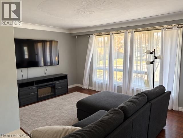 Property Photo:  35 Bonaventure Drive  ON L9C 4P4 