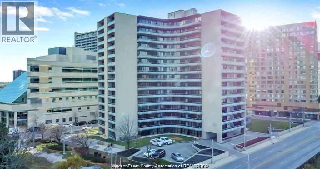 Property Photo:  111 Riverside Drive 507  ON N9A 2S6 
