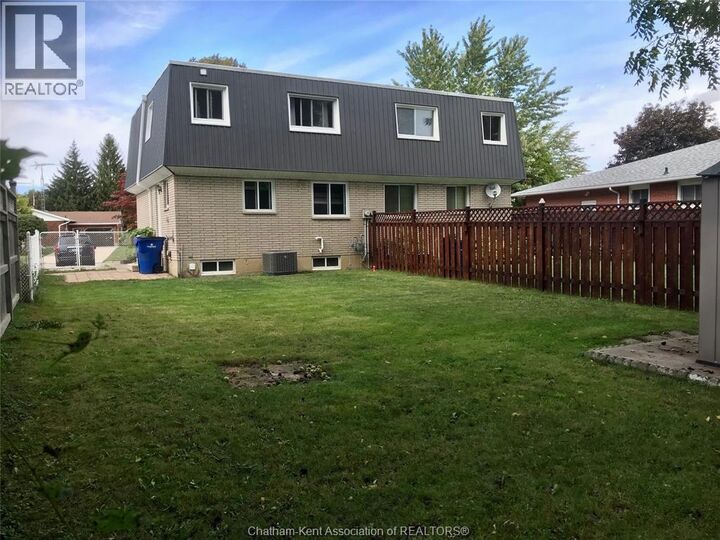 Property Photo:  12 Athlone Court  ON N7L 1X9 