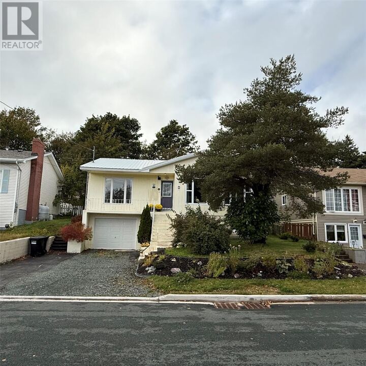 Property Photo:  8 Fitzgibbon Street  NL A1E 2G1 