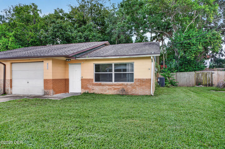 Property Photo:  907 Boulder Drive  FL 32119 