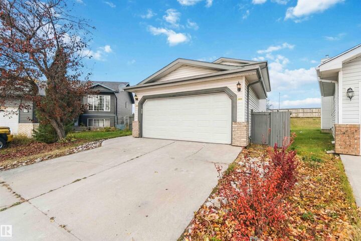 Property Photo:  343 Jillings Crescent NW  AB T6L 6Y3 