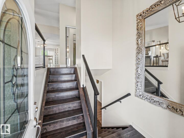 Property Photo:  19 Darlington Drive  AB T8H 1R8 