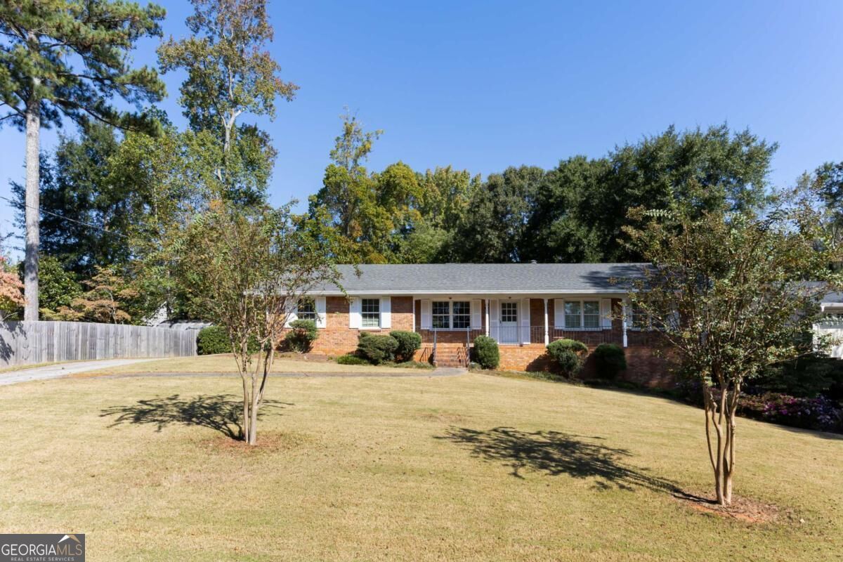 Property Photo: 461 Highview Drive SE GA 30082