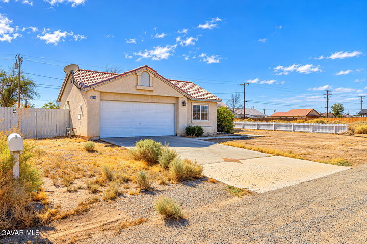 Property Photo:  9020 Redwood Boulevard  CA 93505 