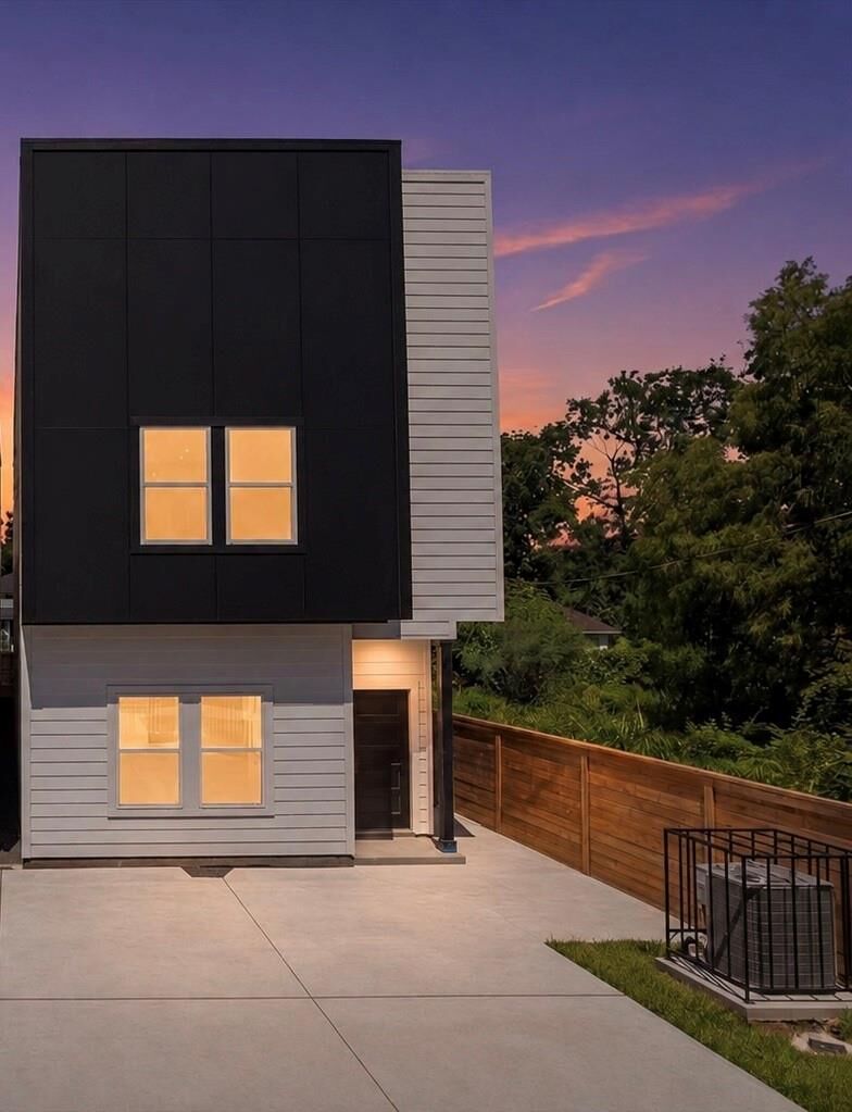 Property Photo: 8323 Observatory Street A/B TX 77088