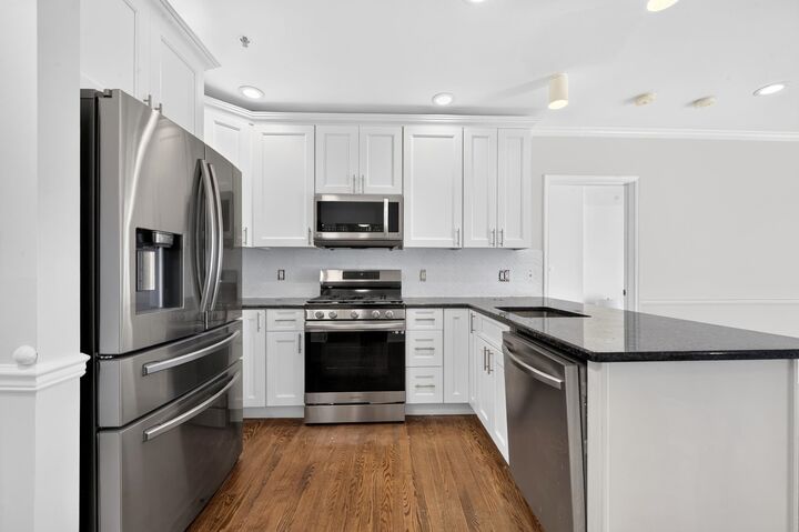 Property Photo:  501 9th St 603  NJ 07030 