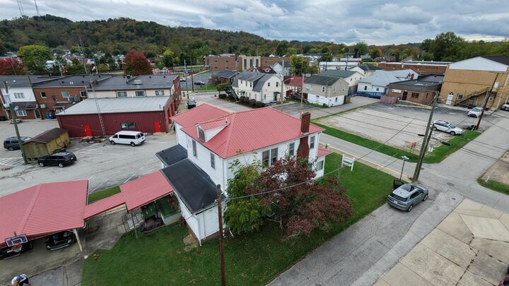 Property Photo: 686 Musgrave Court WV 25504