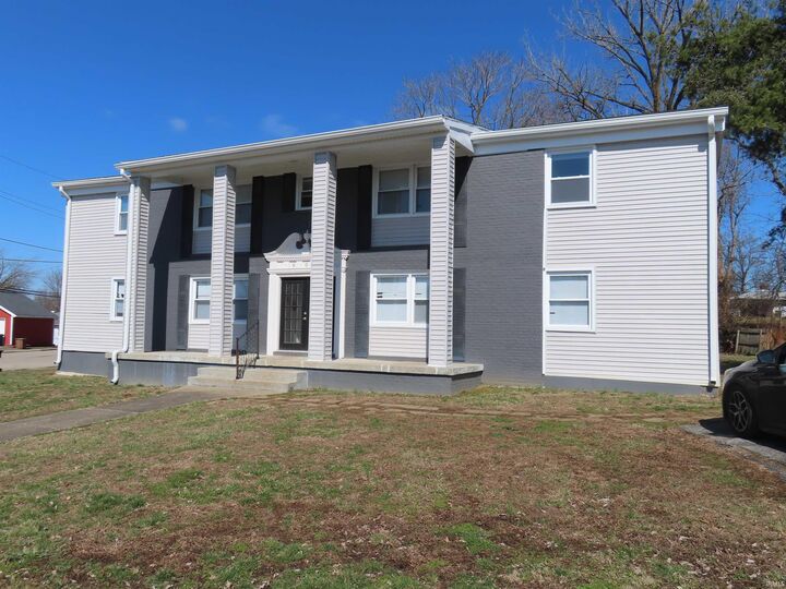 Property Photo: 904 Parkview Drive IN 47601-2212