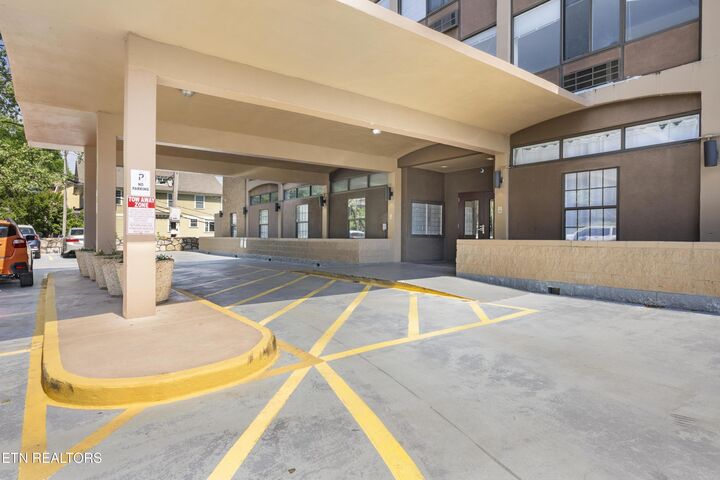 Property Photo:  1700 Clinch Ave 311  TN 37916 