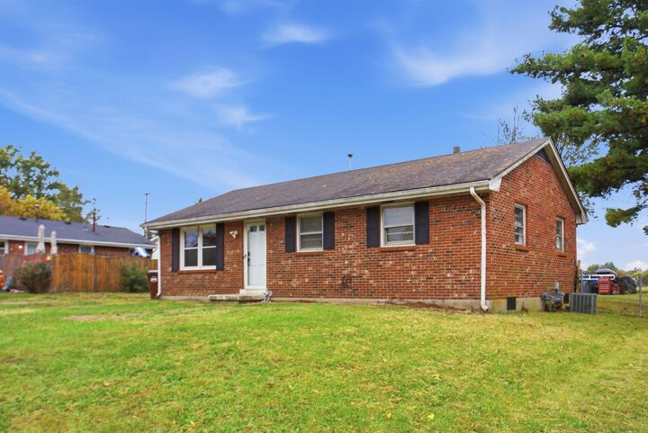 Property Photo: 332 Bryanwood Street KY 40383