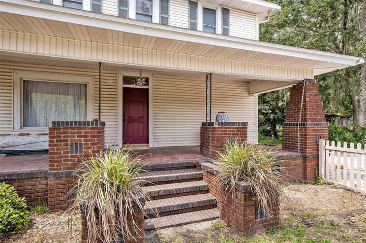 Property Photo: 2418 W 1st Street FL 32771