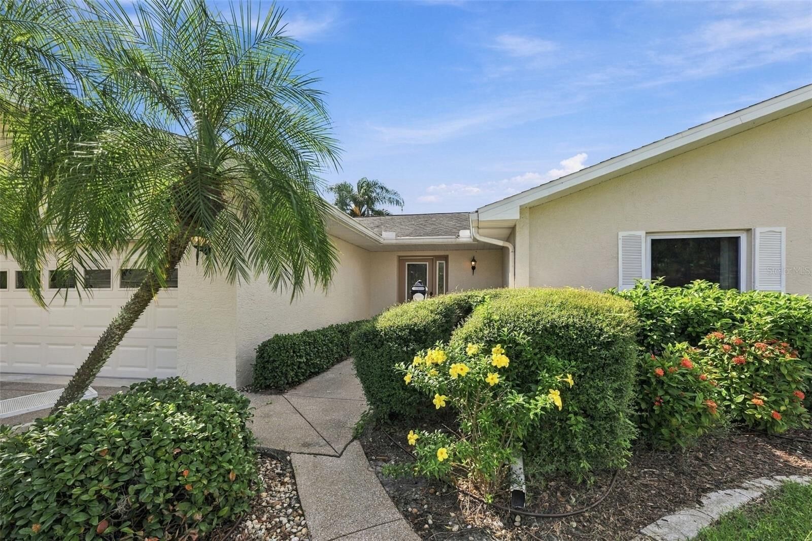 Property Photo:  1510 Leland Drive  FL 33573 