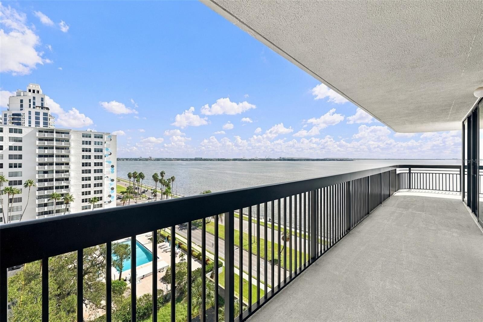 Property Photo:  2413 Bayshore Boulevard 1005  FL 33629 