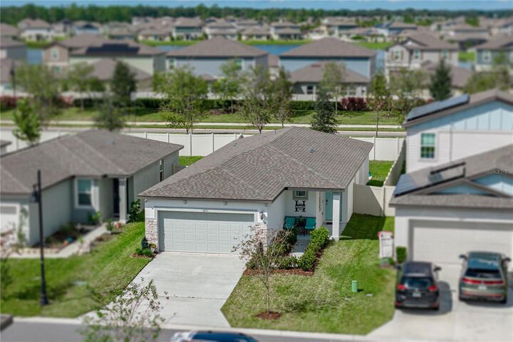 Property Photo:  3621 Radiant Mountain Drive  FL 33565 