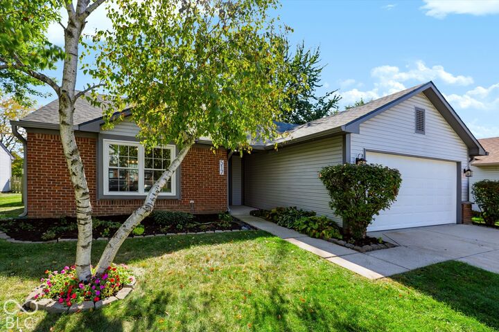 Property Photo:  517 E Pine Ridge Drive  IN 46074 