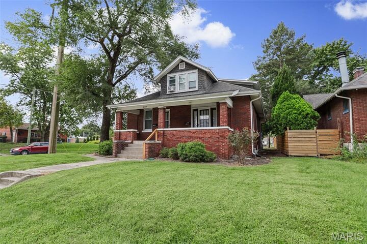 Property Photo:  2000 W A Street  IL 62226 