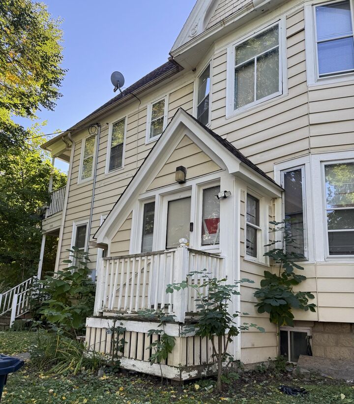 Property Photo:  3201 W McKinley Blvd  WI 53208 