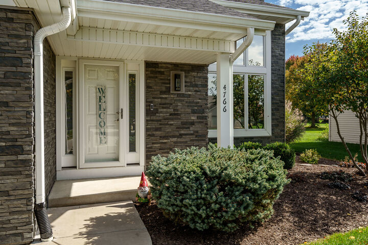 Property Photo:  4766 Chandan Woods Drive  IL 61016 