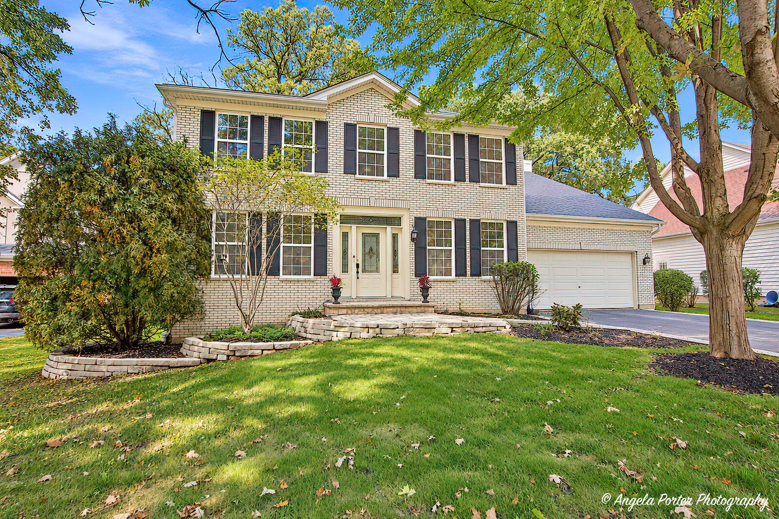 Property Photo:  606 Barberry Trail  IL 60021 