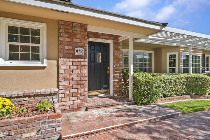 Property Photo: 930 Park Avenue CA 91007