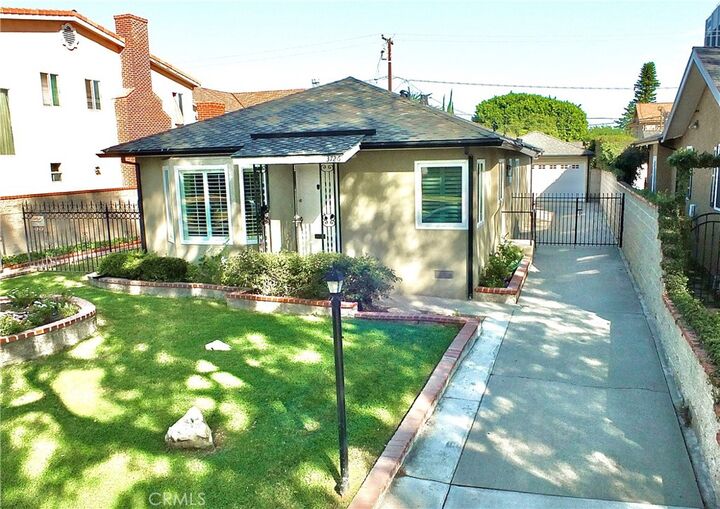 Property Photo: 3726 Weston Place CA 90807