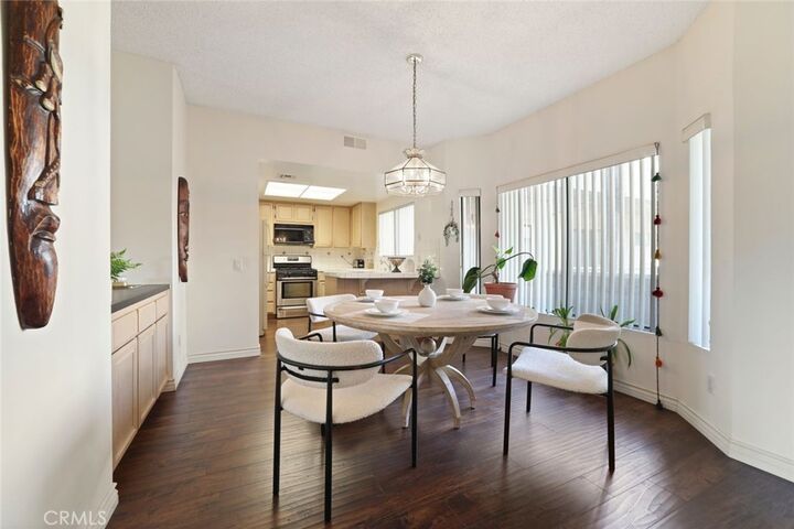 Property Photo:  14050 Magnolia  CA 91423 