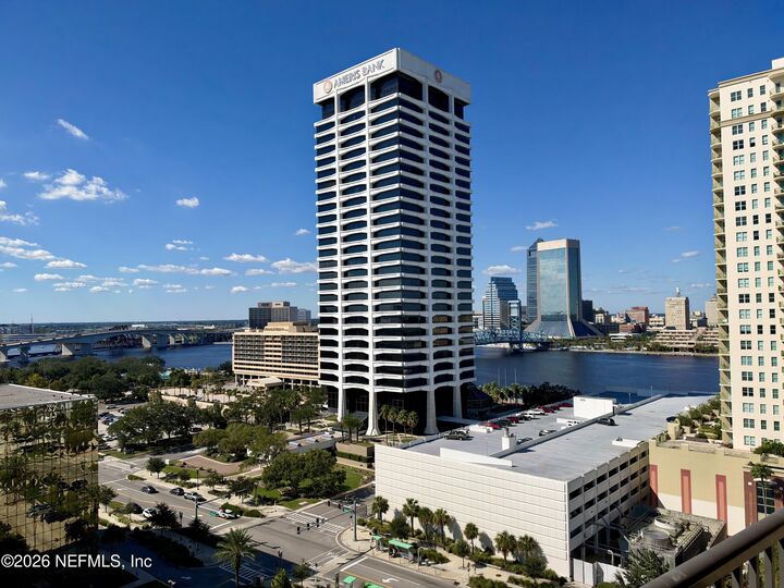 Property Photo:  1478 Riverplace Boulevard 1503  FL 32207 