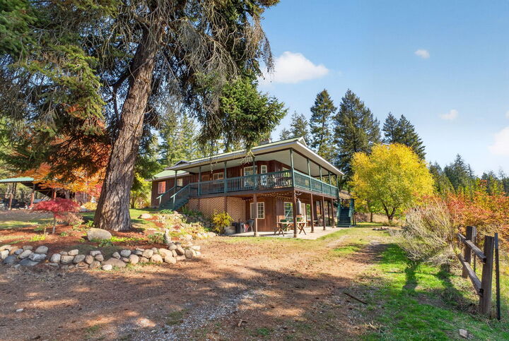 Property Photo:  3415 Northport Flat Creek Rd  WA 99114 