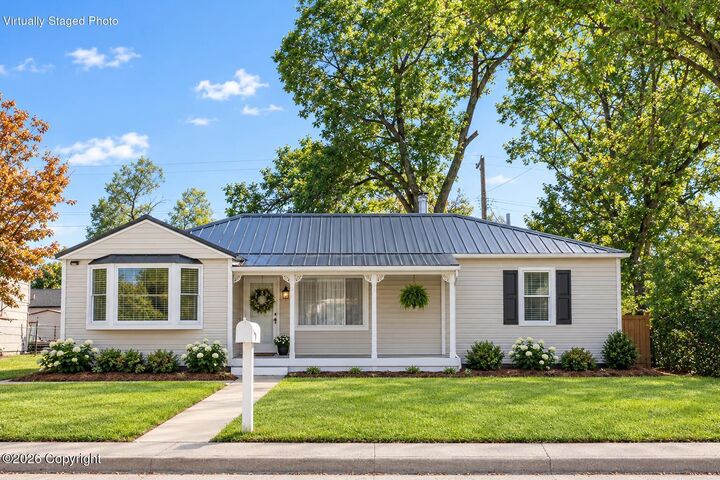 Property Photo:  111 Bonnie Brae Ave -  WY 82701 