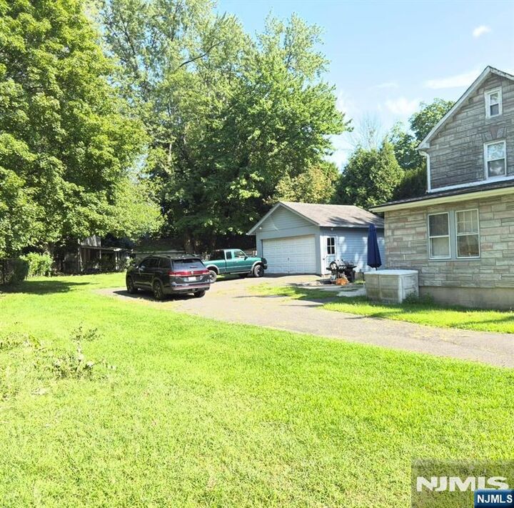 Property Photo:  704 Franklin Turnpike  NJ 07401 
