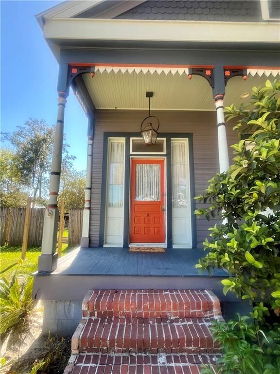 Property Photo:  603 W 24th Avenue  LA 70433 