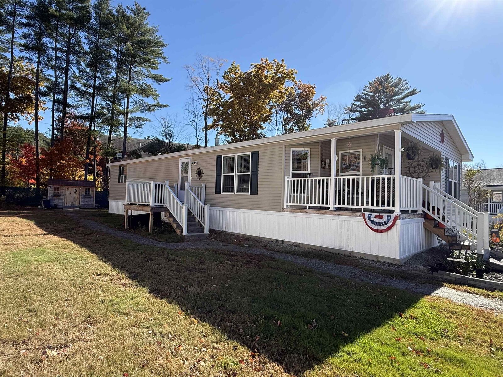 Property Photo:  10 N Emperor Drive  NH 03303 