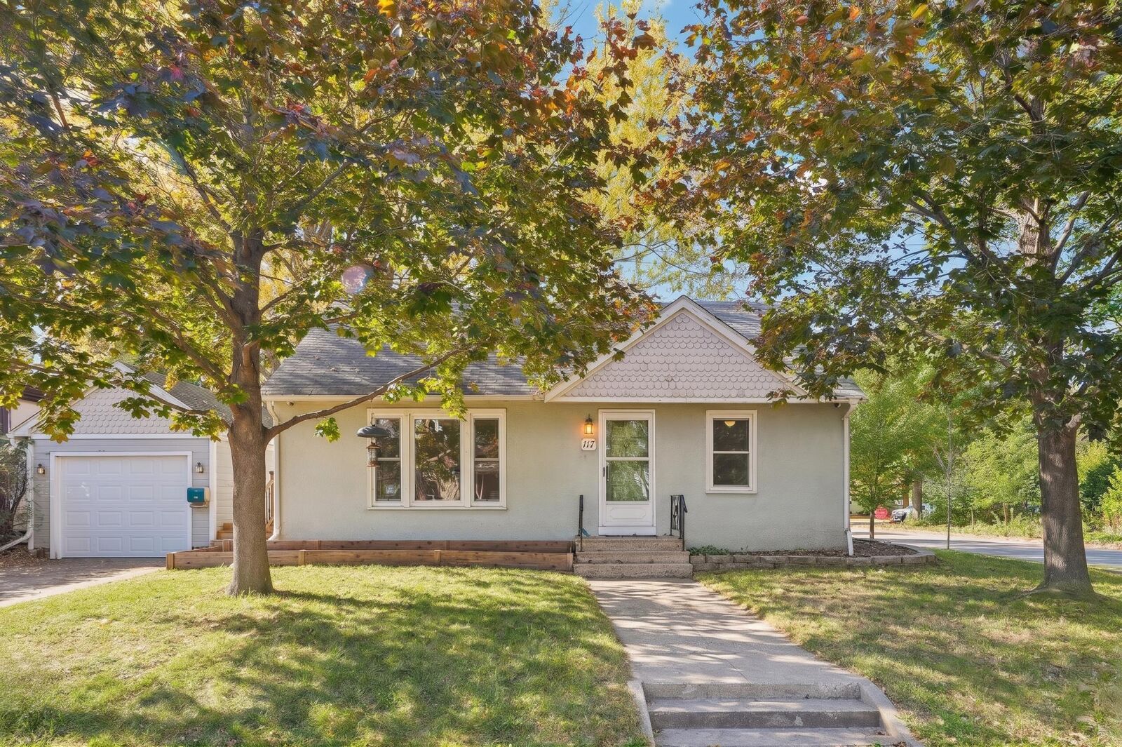Property Photo: 117 Linden Street N MN 55057