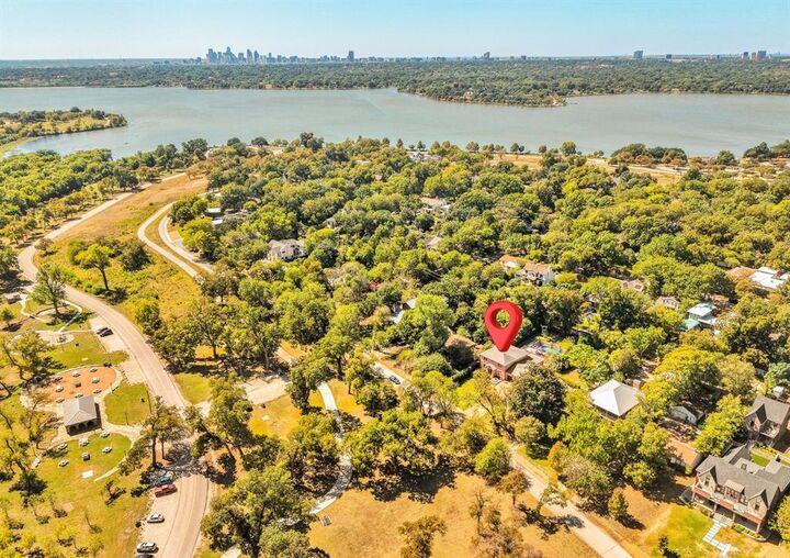 Property Photo:  9319 E Lake Highlands Drive  TX 75218 