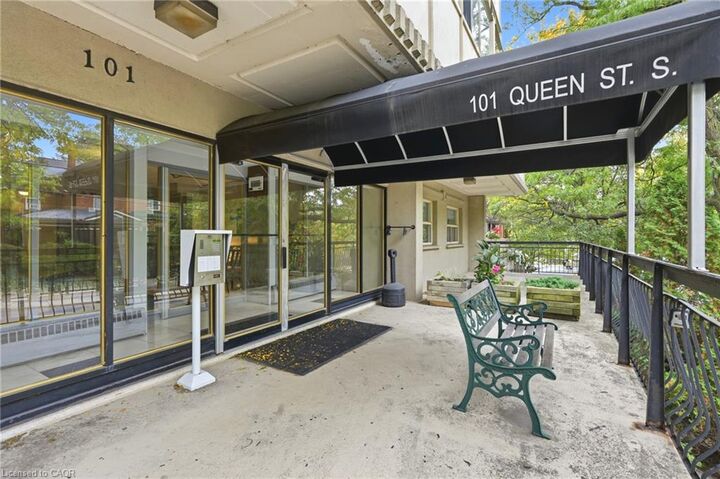 Property Photo:  101 Queen Street S 606  ON L8P 3R9 