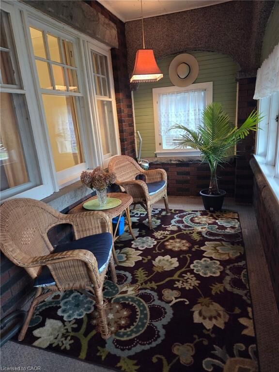 Property Photo:  178 Tragina Avenue N  ON L8H 5C8 