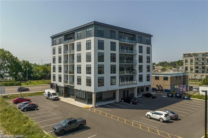 Property Photo: 2 Dundas Street W 303 ON K8P 1A1