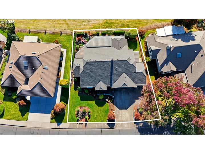 Property Photo:  468 Palmer Dr N  OR 97303 