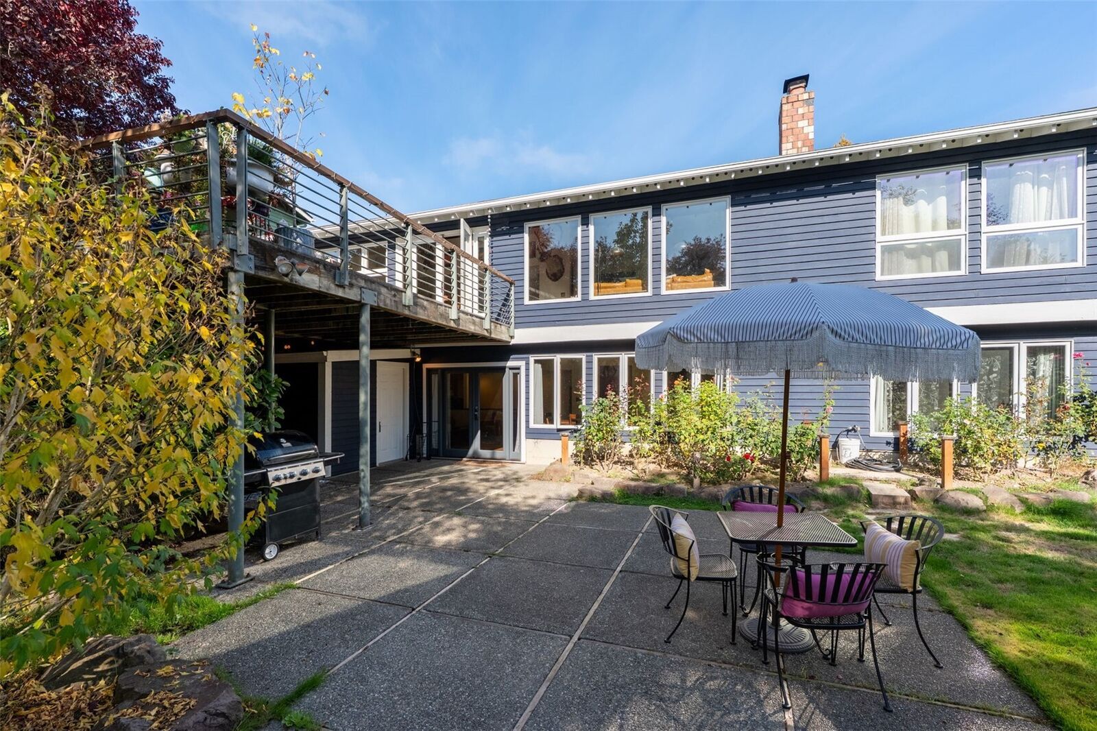 Property Photo:  8215 NE 115th Place Bsment  WA 98034 