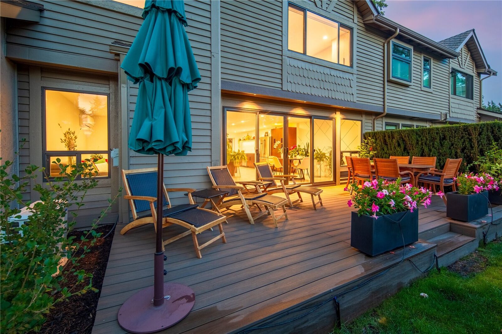 Property Photo: 16957 65th Lane NE WA 98028