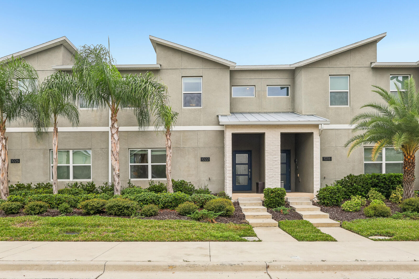 Property Photo:  1022 Splash Shot Place  FL 33896 