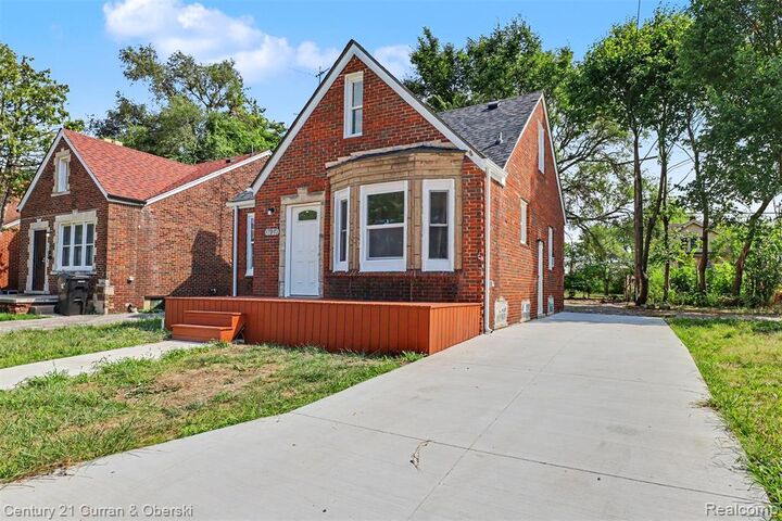 Property Photo:  14254 Hampshire Street  MI 48213 
