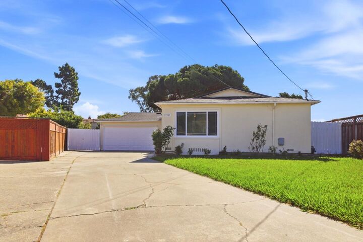 Property Photo: 35564 Biscay Place CA 94560