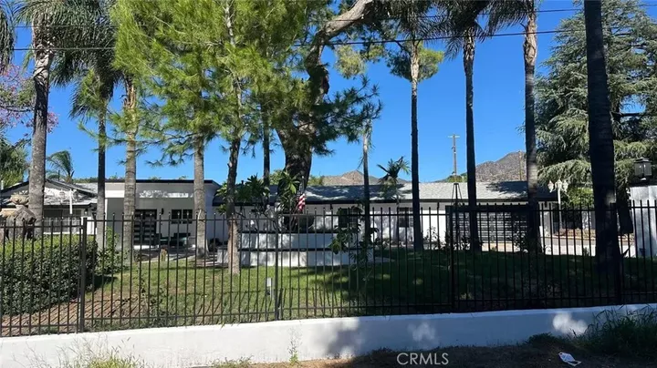 Property Photo:  14401 Lakeside  CA 91342 