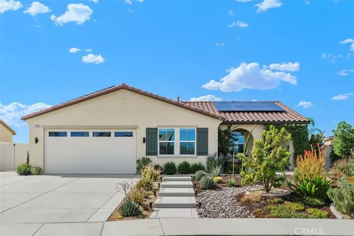 Property Photo:  27908 Via Cholula  CA 92585 